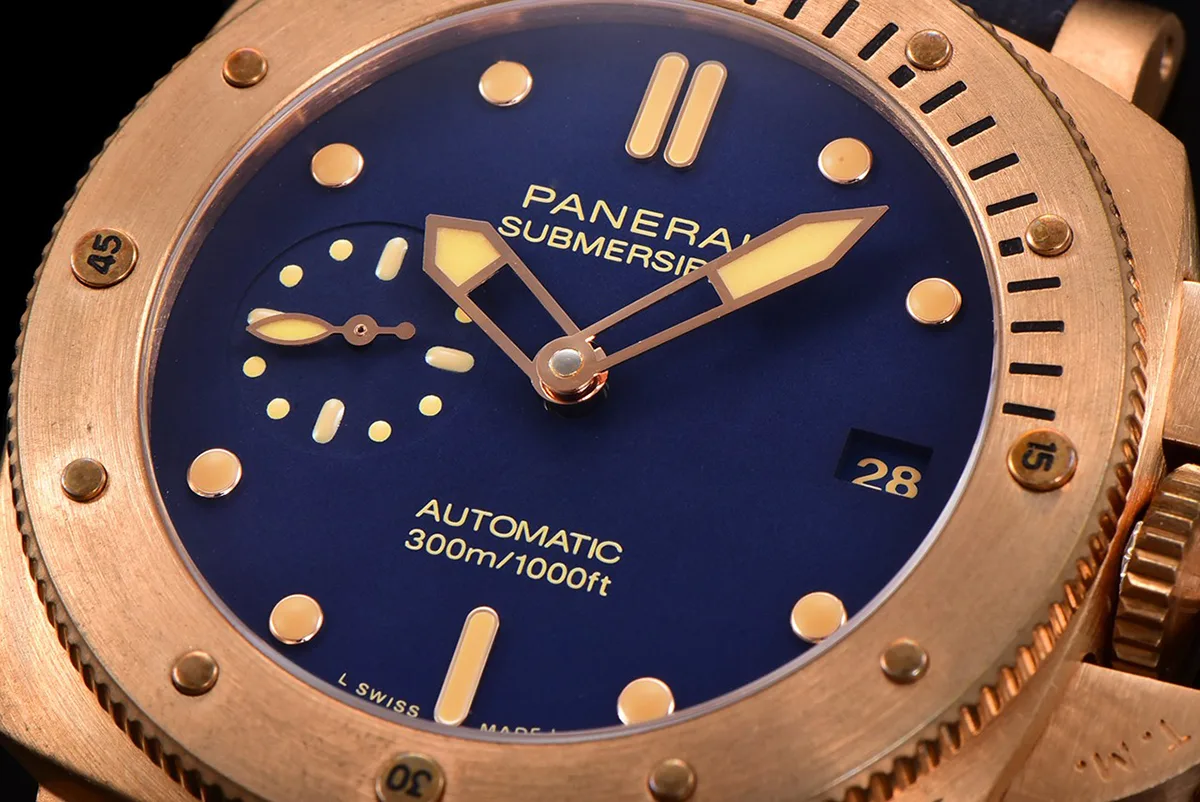 PAM1074-Submersible-Bronzo-Blu-Abisso-42mm-12.jpg