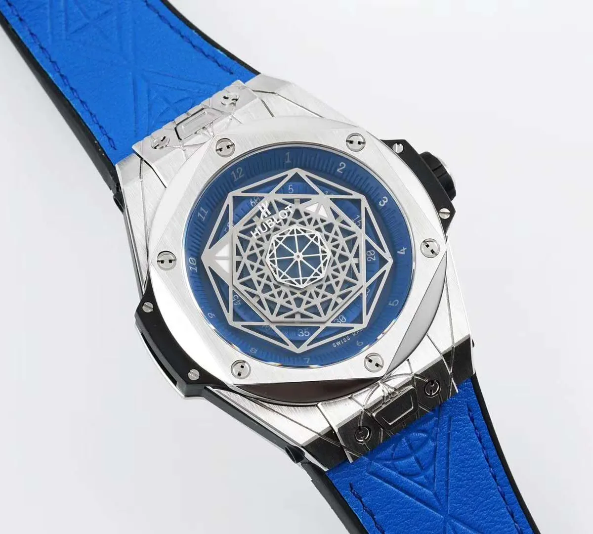 sang-bleu-steel-blue-2