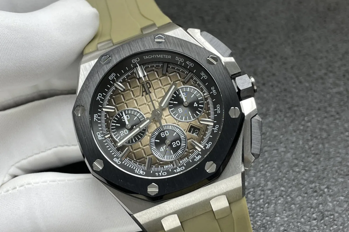 Royal-Oak-Offshore-Novelty-43mm-Smoked-Light-Brown-Dial-Ref.-26420SO.OO_.A600CA-1