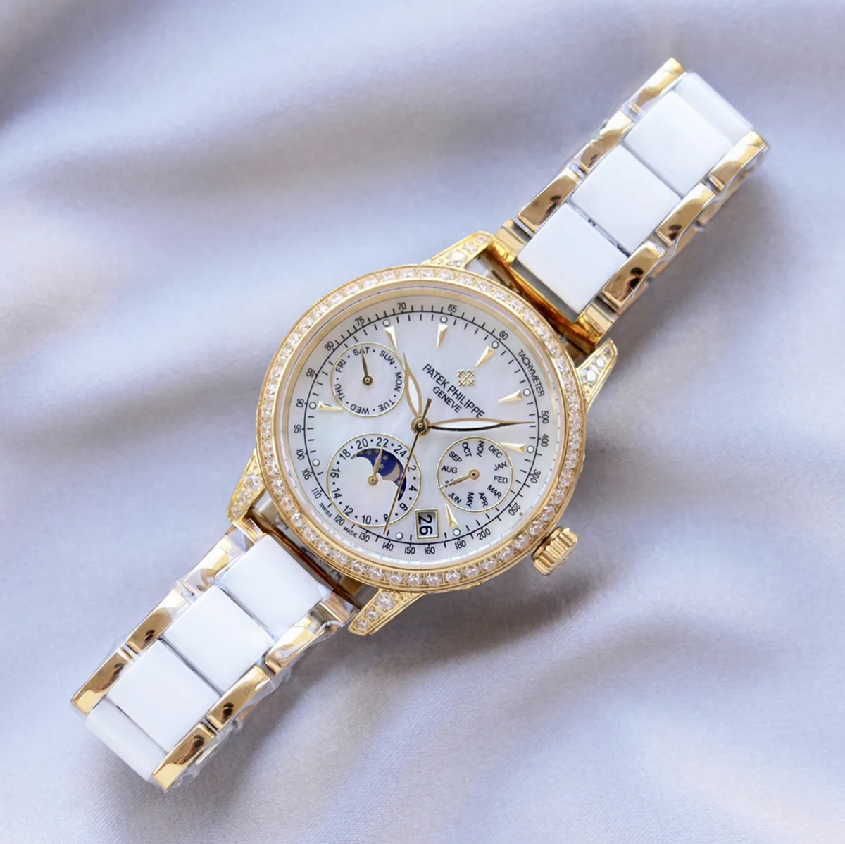 Grand-Complications-Ladies-First-Perpetual-Calendar-with-Diamond-Bezel-in-Yellow-Gold-2