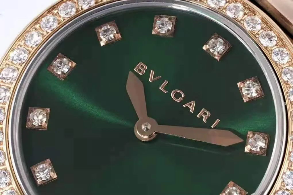 Lvcea-Emerald-Green-Dial-in-Rose-GoldSteel-with-Diamond-Bezel-4