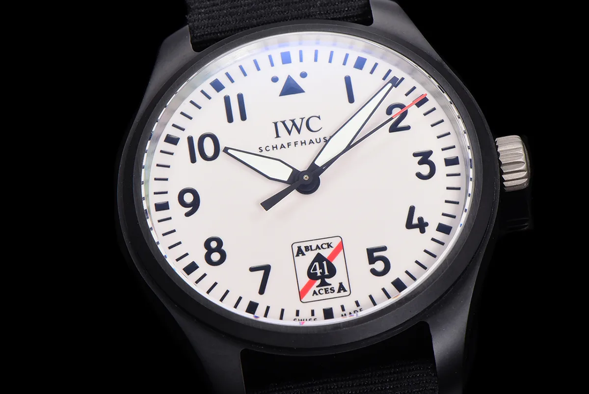 Pilots-Watch-IW326905-Automatic-41-Black-Aces-4