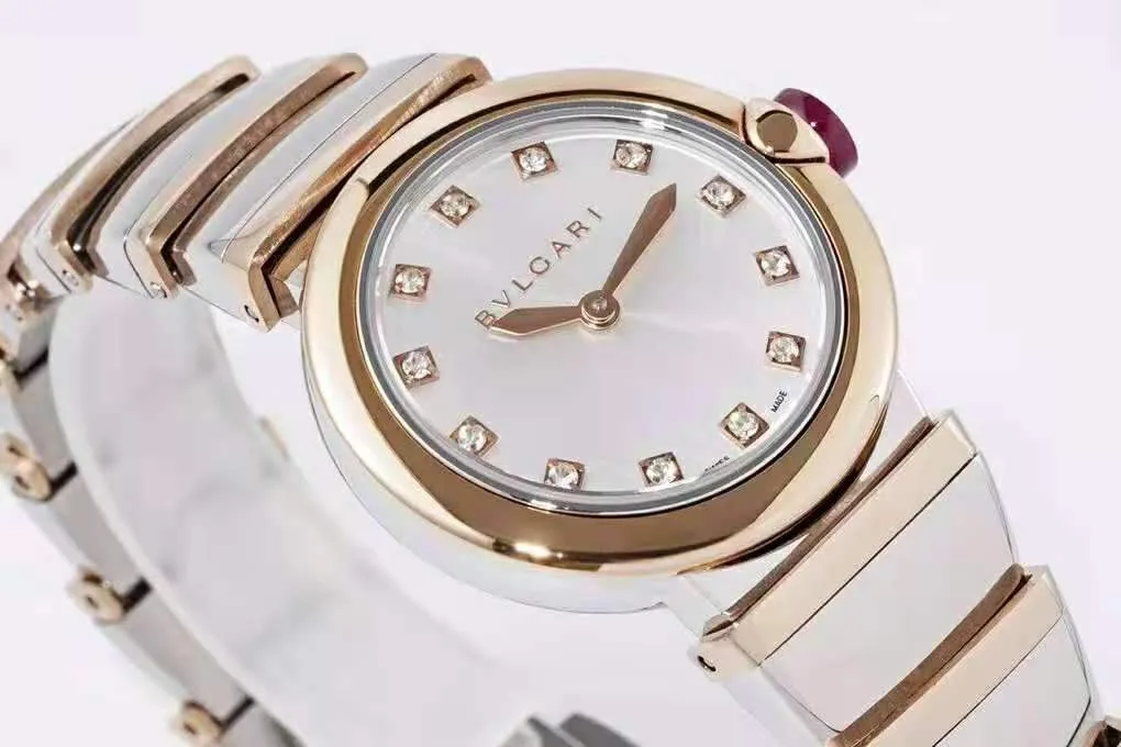 Lvcea-Silver-Dial-in-Rose-GoldSteel-2