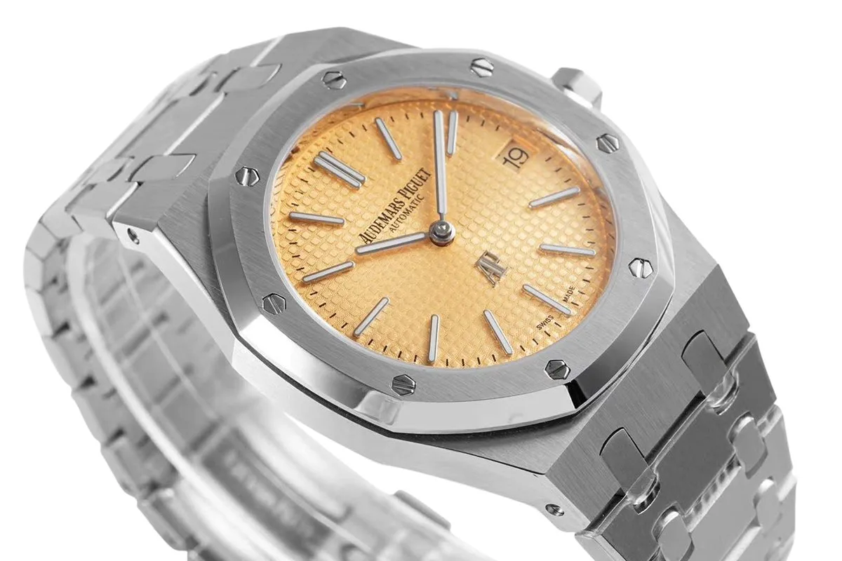 15202-yellow-dial-2