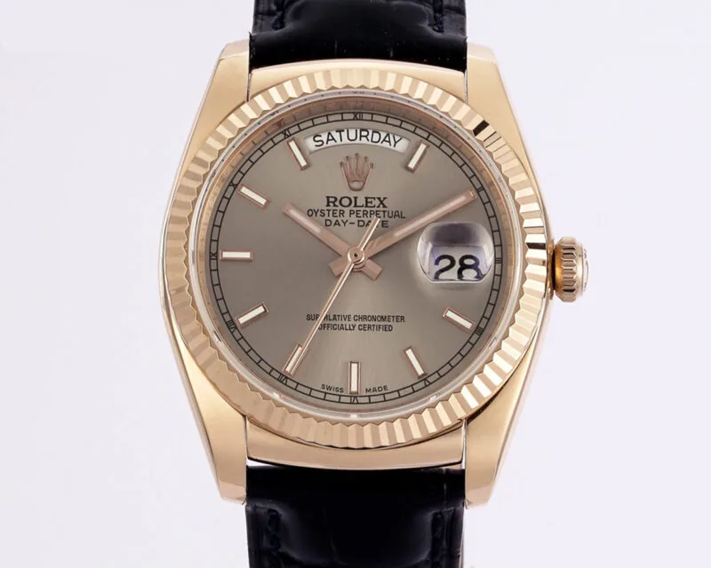 Day-Date-40-Silver-Dial-in-Rose-Gold-on-Leather-Strap-2-1-800×640-1.jpg