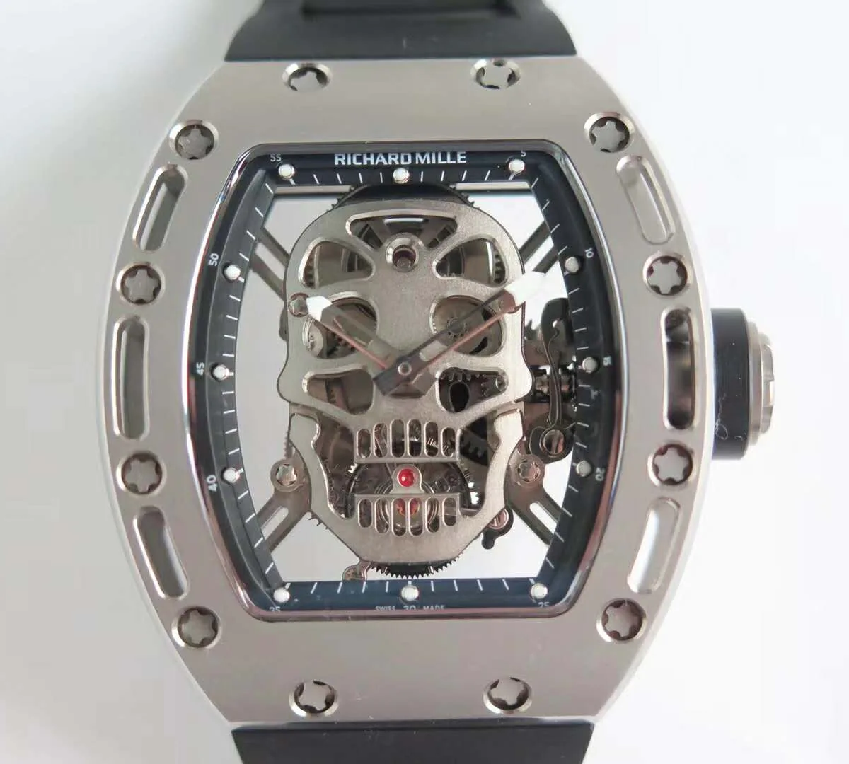rm052-skull-titanium-black-2