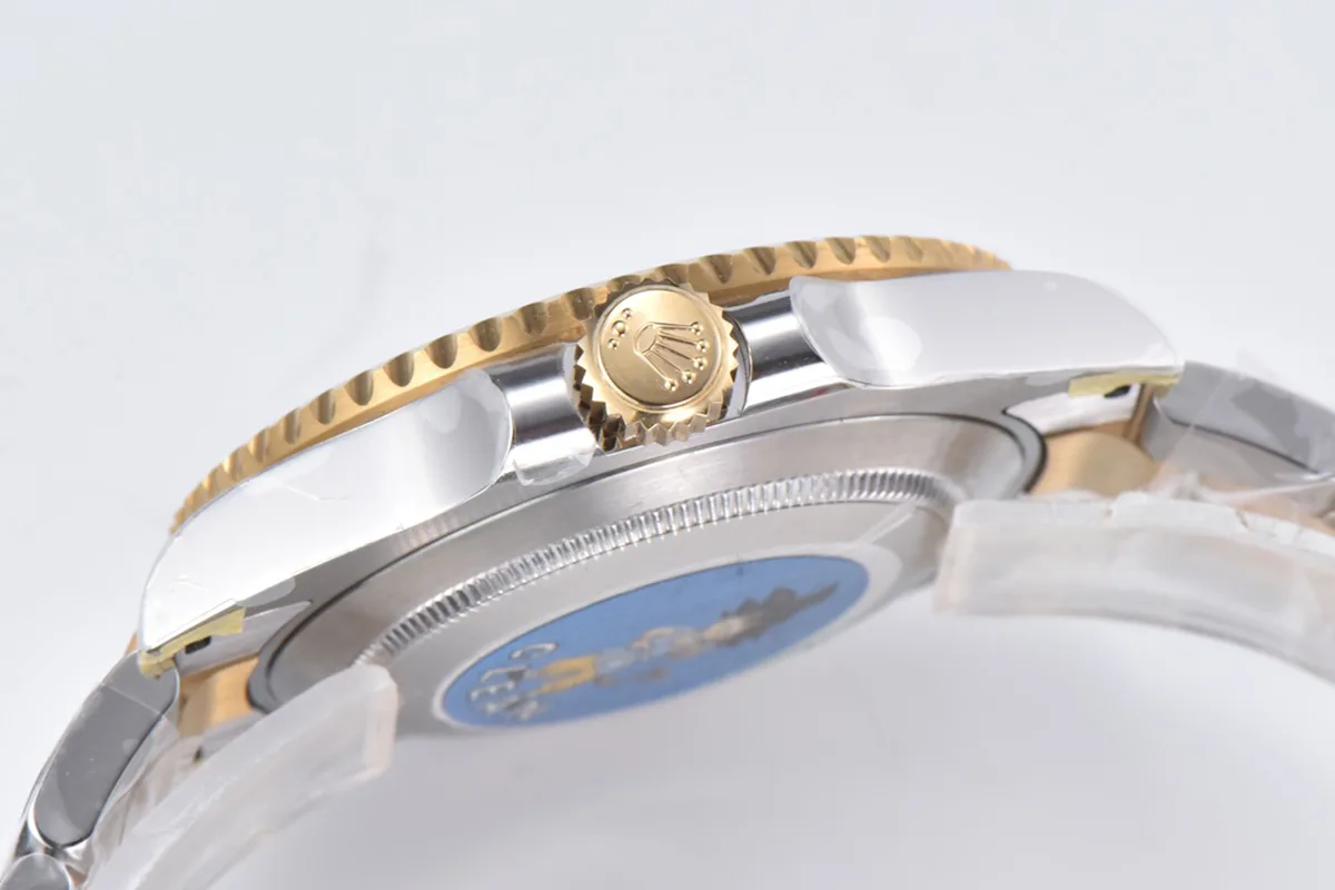 Submariner-41-126613LB-Blue-Ceramic-in-2-Toned-8