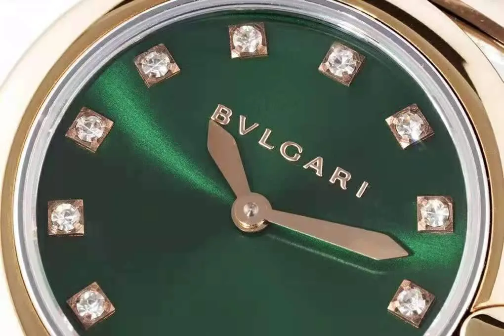Lvcea-Emerald-Green-Dial-in-Rose-GoldSteel-4