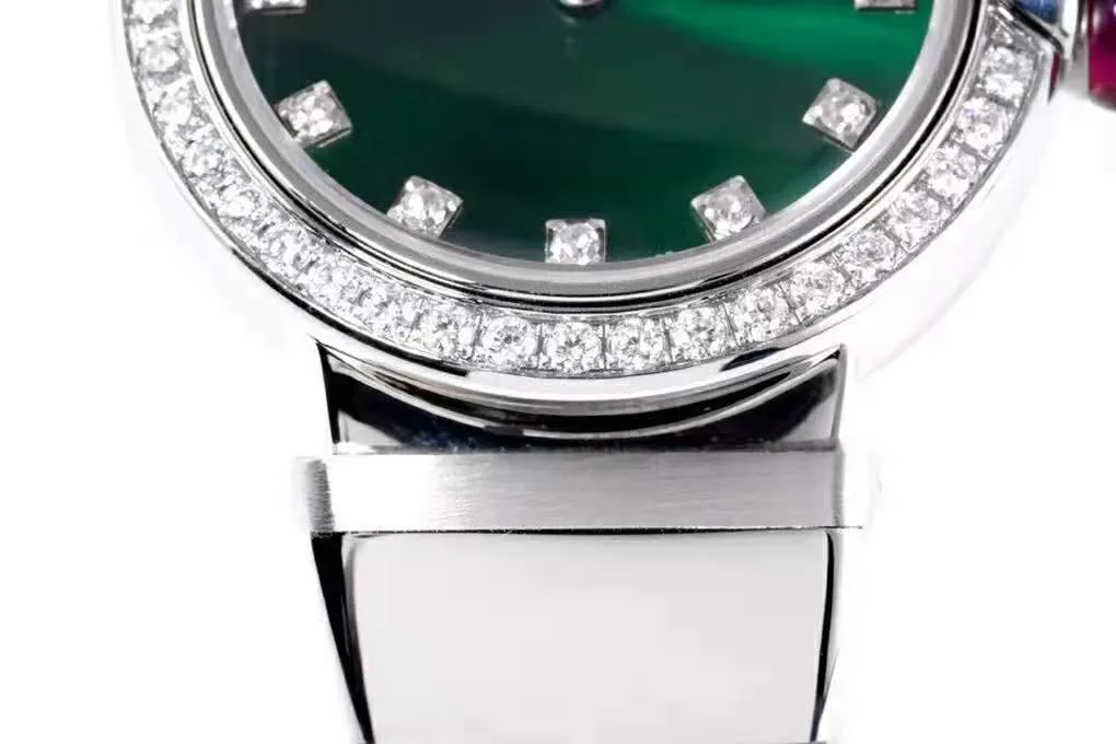Lvcea-Emerald-Green-Dial-in-Steel-with-Diamond-Bezel-5