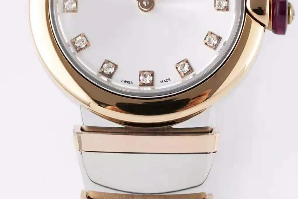 Lvcea-Silver-Dial-in-Rose-GoldSteel-5