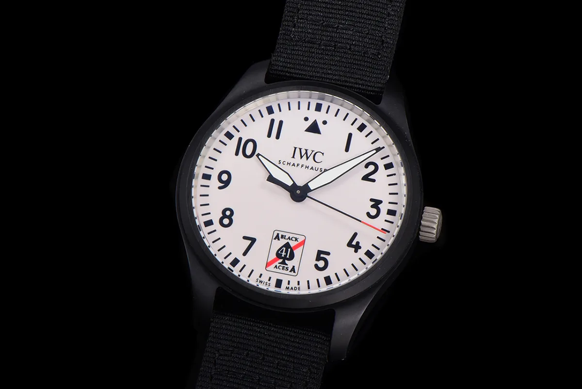 Pilots-Watch-IW326905-Automatic-41-Black-Aces-2