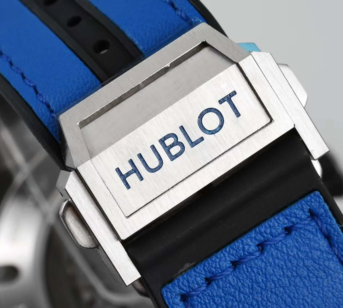 sang-bleu-steel-blue-8