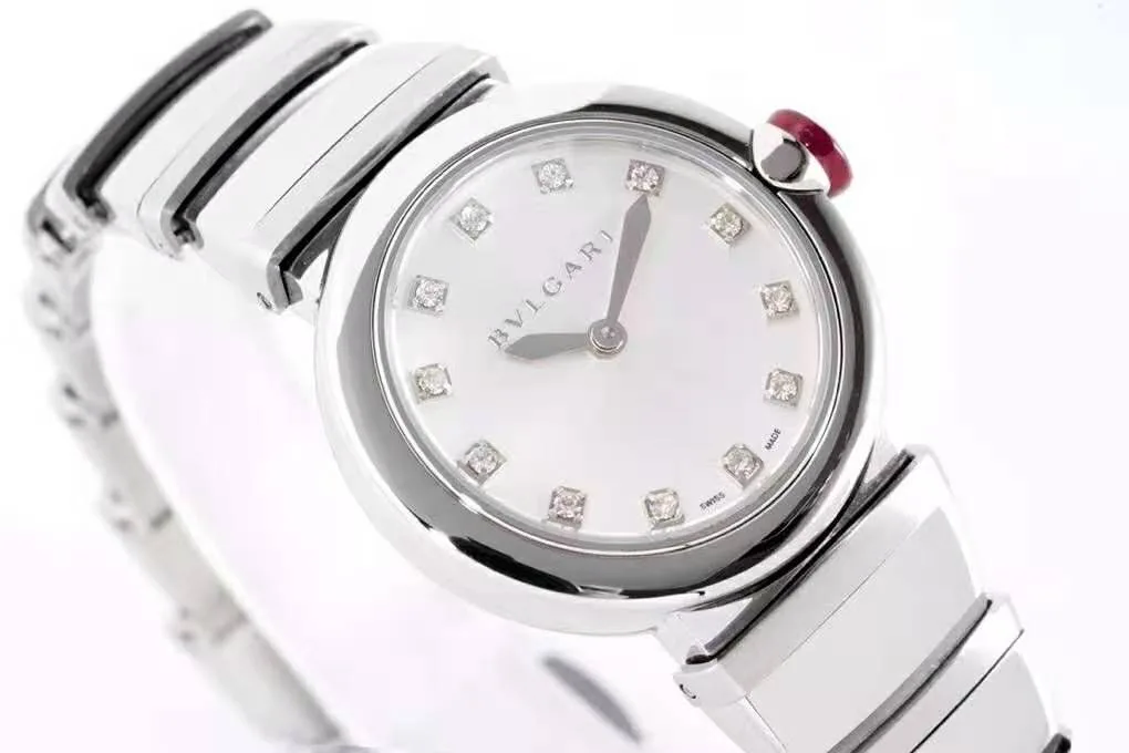Lvcea-Silver-Dial-in-Steel-2