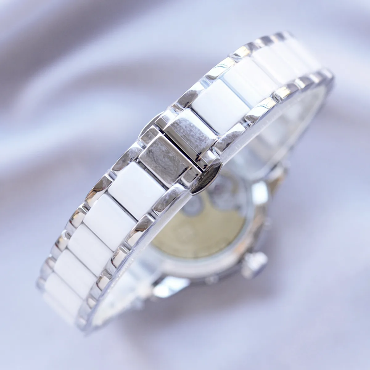 Grand-Complications-Ladies-First-Perpetual-Calendar-in-White-Gold-4