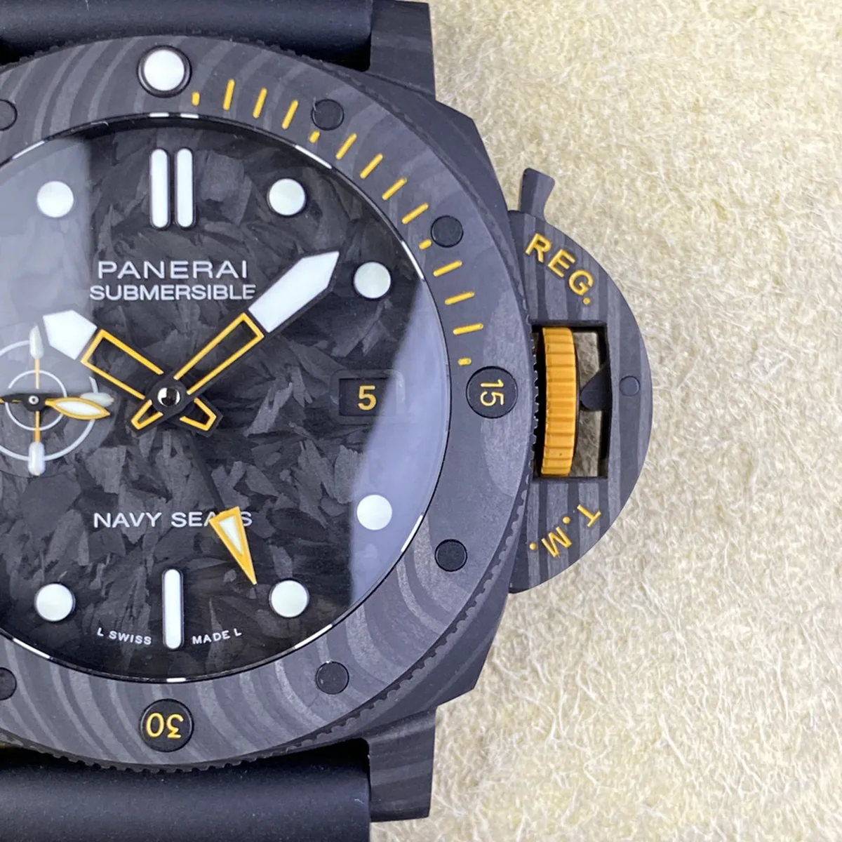 PAM1324-Submersible-GMT-Carbotech™-Navy-Seals-44mm-5
