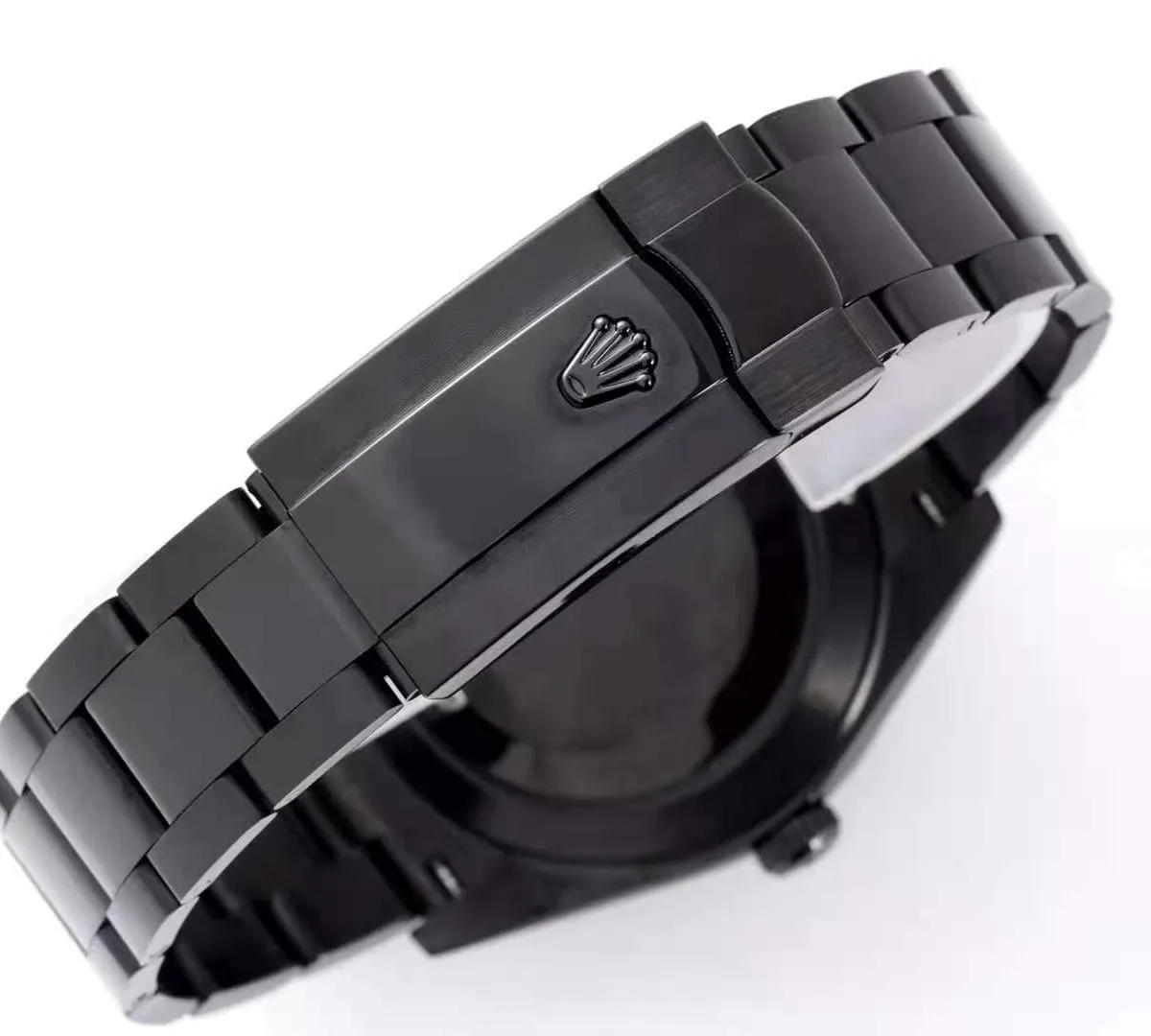 dj-41-roman-black-8_07965472-1072-45aa-8106-5ff83fcc5811