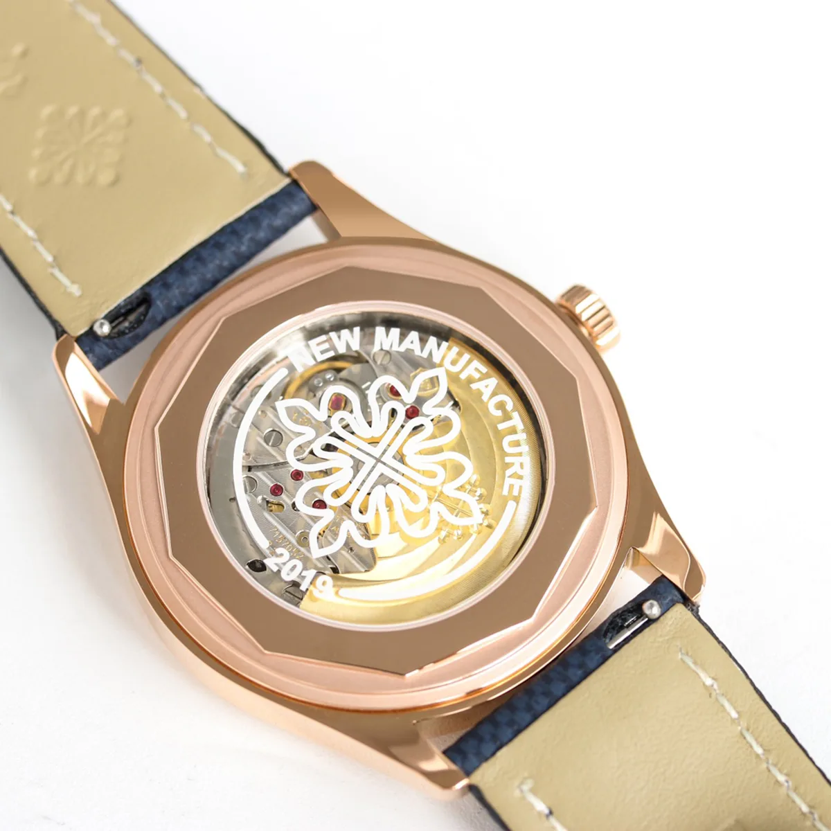Calatrava-6007-Blue-Grey-Dial-in-Rose-Gold-5.jpg