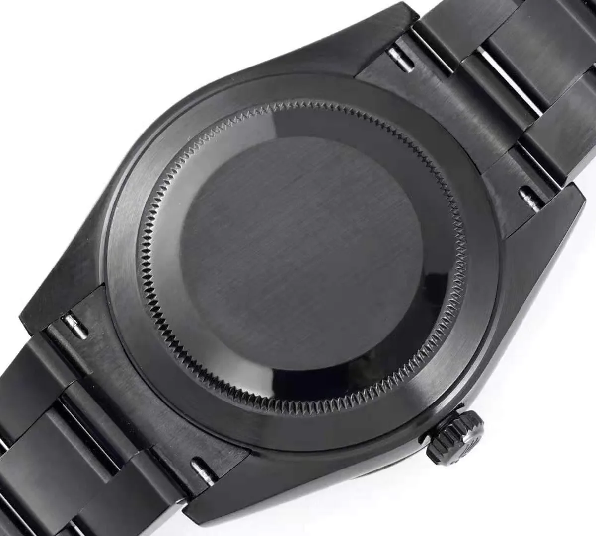 dj-41-roman-black-9_9dddc06c-b6b8-4b72-a489-a1b6d4edabf7