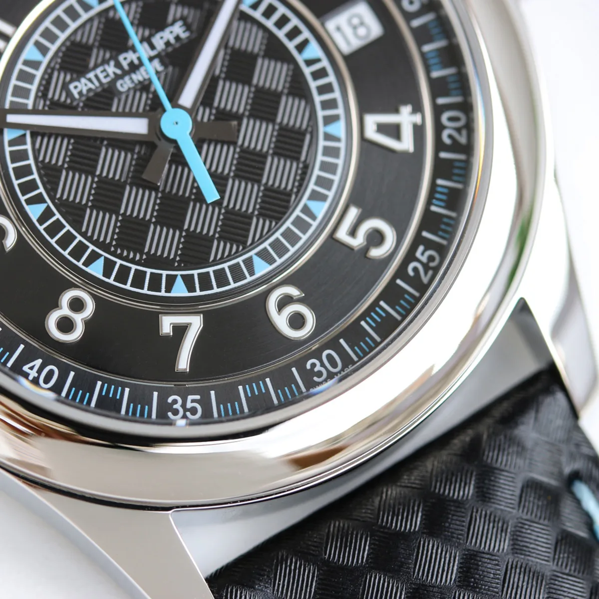 Calatrava-6007G-001-Sky-Blue-Black-Dial-in-Steel-5.jpg