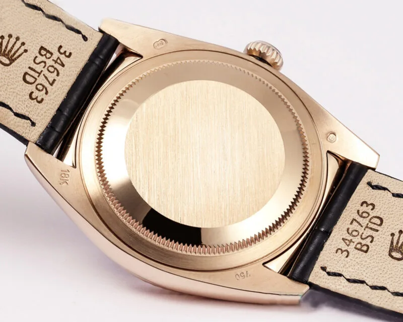 Day-Date-40-Silver-Dial-in-Rose-Gold-on-Leather-Strap-9-800×640-1.jpg