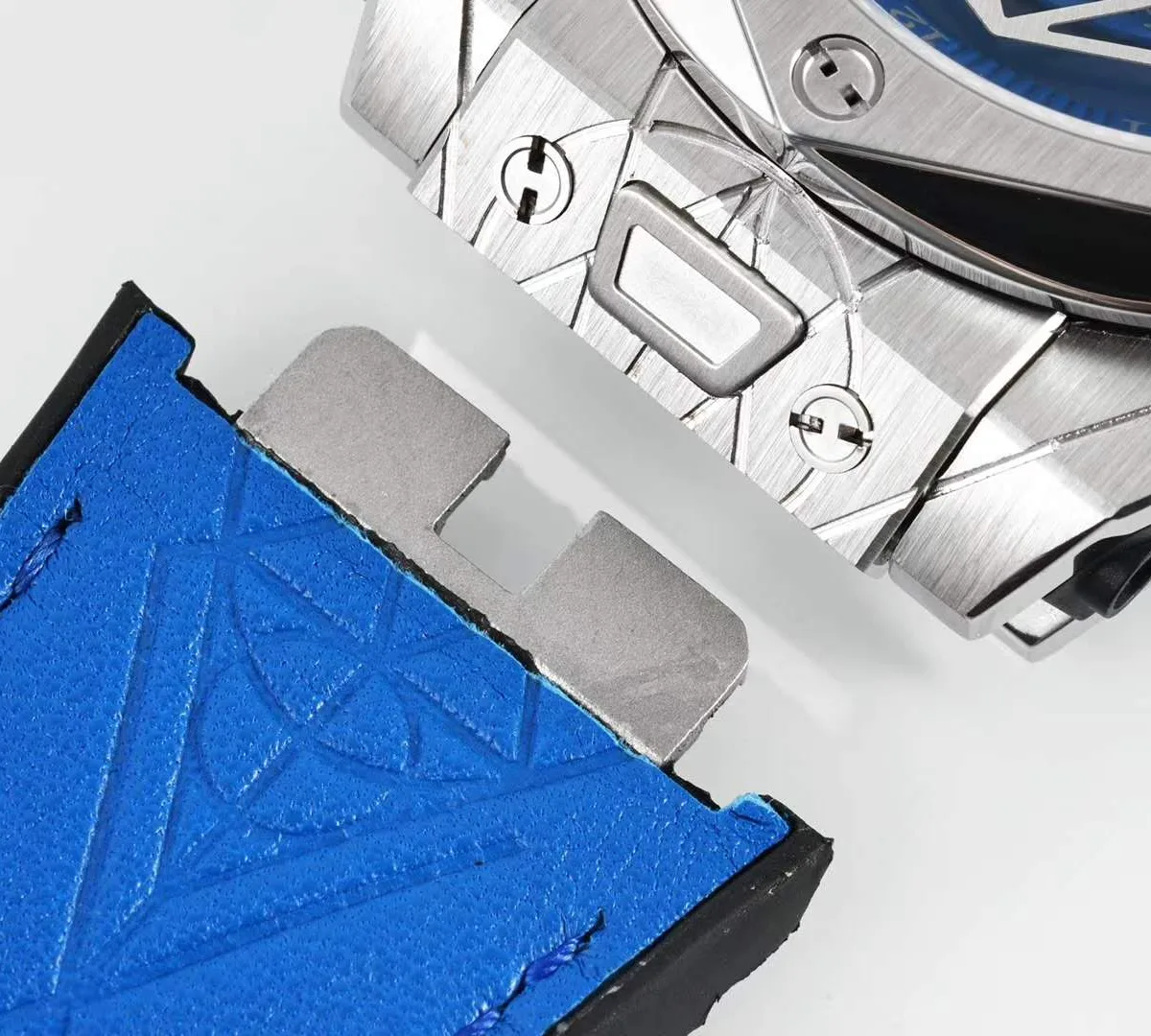 sang-bleu-steel-blue-5