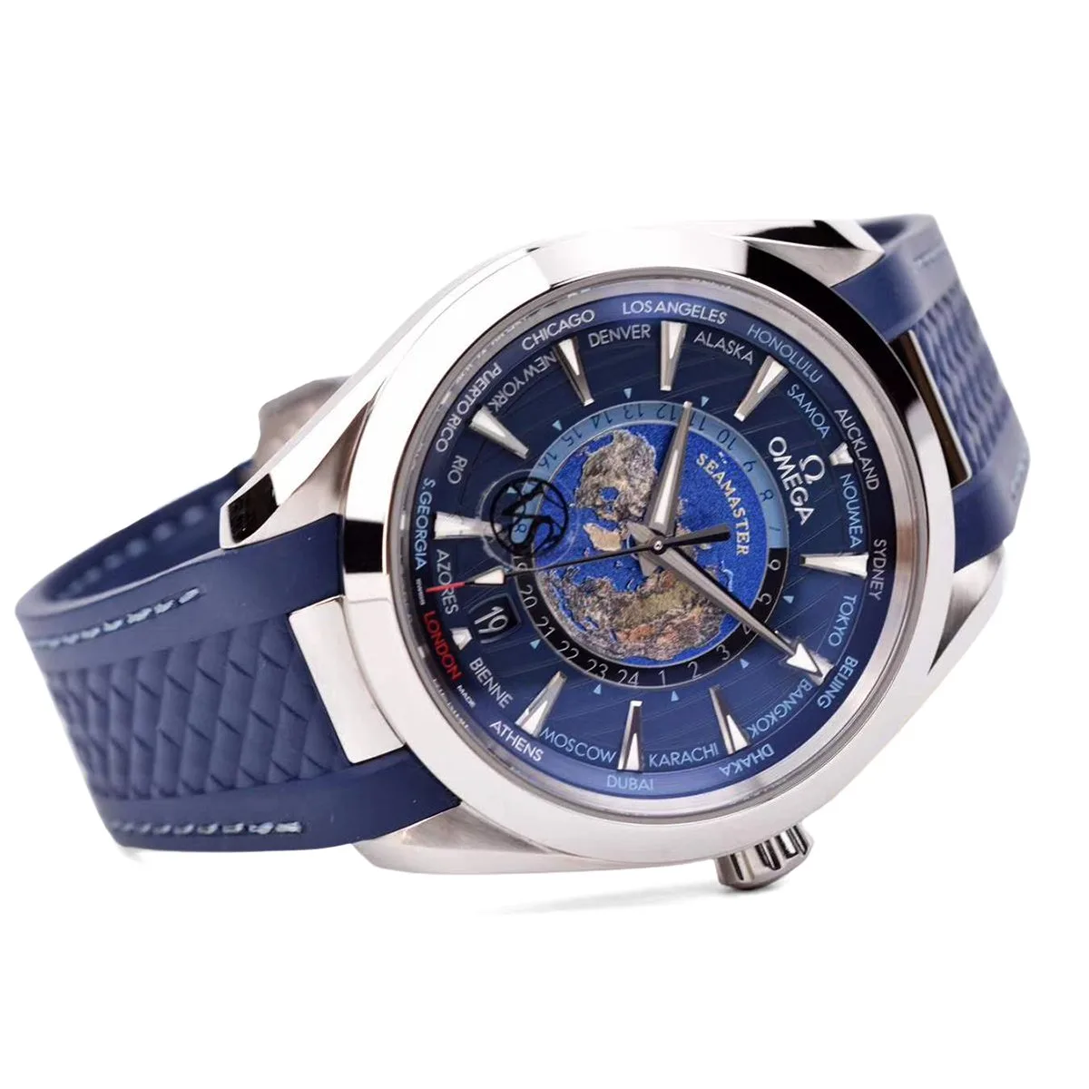 worldtimer-blue-rubber-7