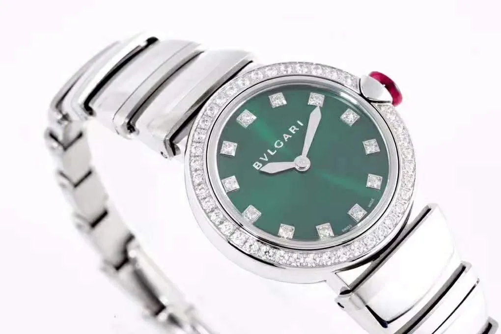 Lvcea-Emerald-Green-Dial-in-Steel-with-Diamond-Bezel-2