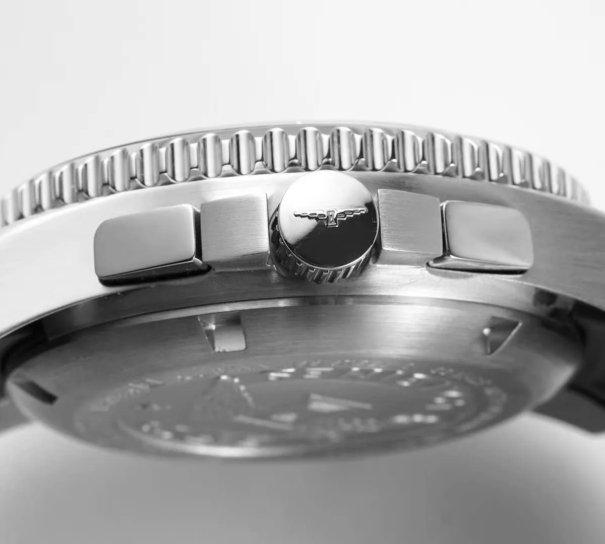 hydroconquest-black-7-1