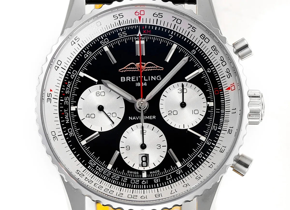 Navitimer-B01-Chronograph-43-Black-Dial-in-Steel-on-Leather-Strap-Ref.-AB0138211B1A1-3