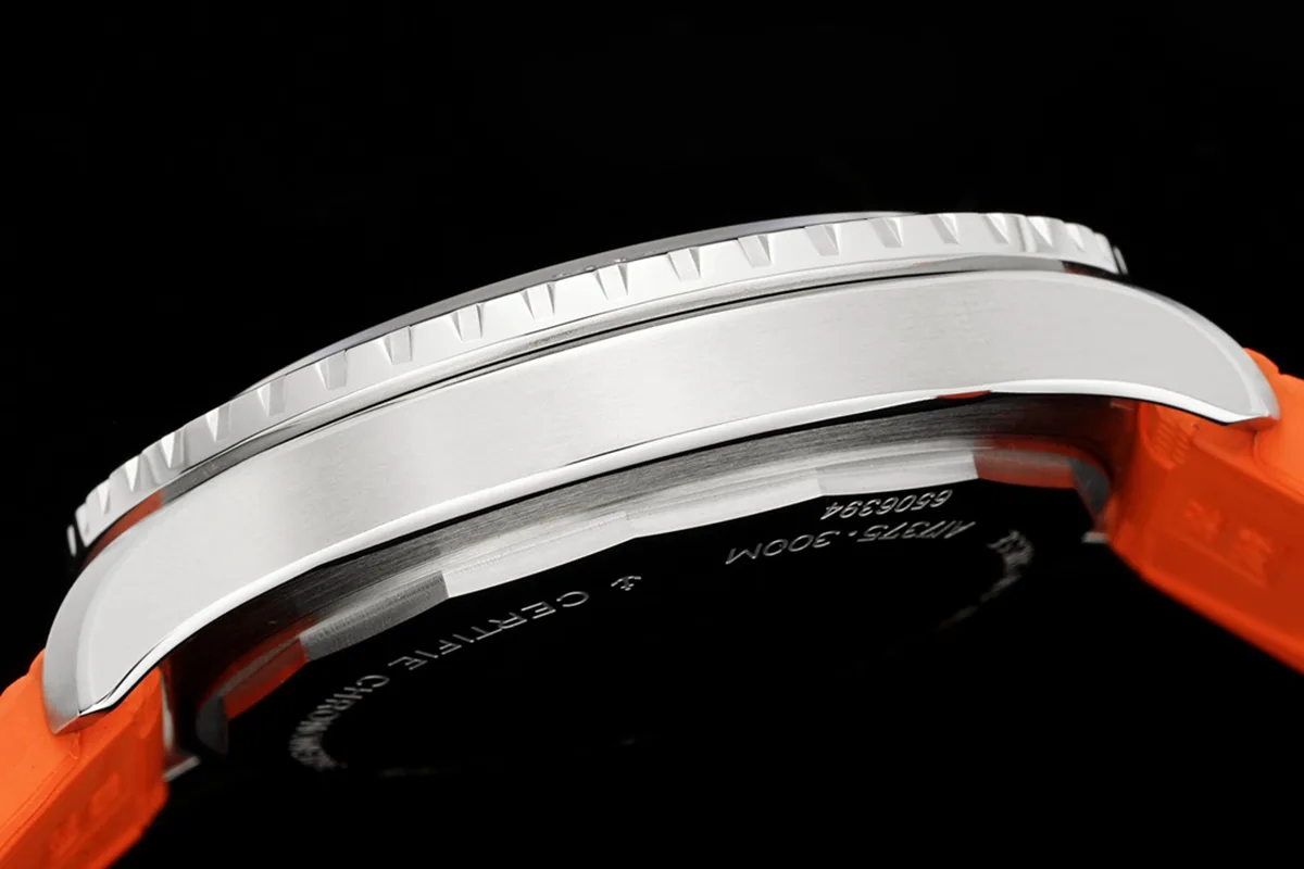 Superocean-Automatic-44-Kelly-Slater-Ref-A173751A1O1S1-7