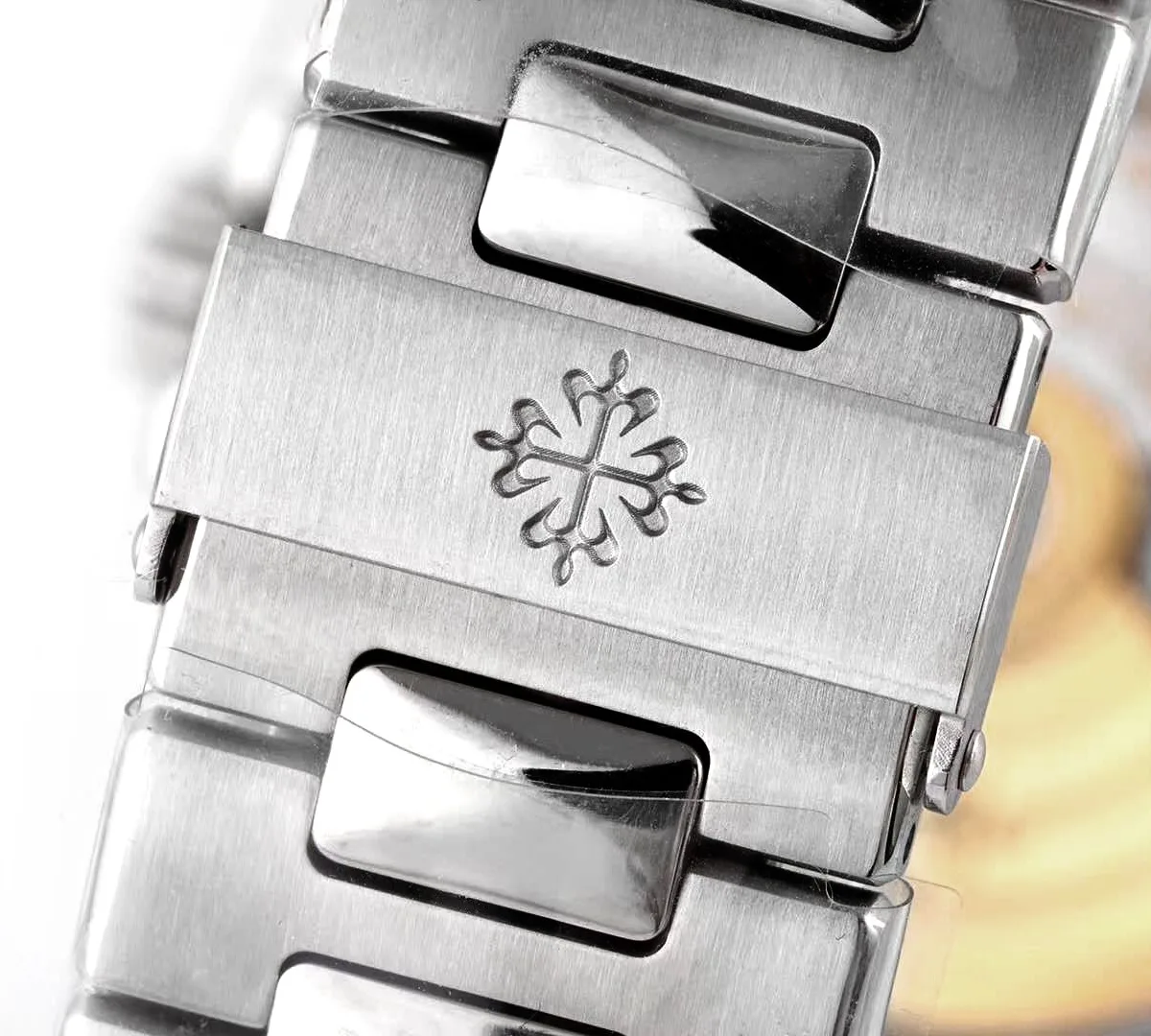 PPF-Patek-5711-White-Dial-on-Steel-Bracelet-10