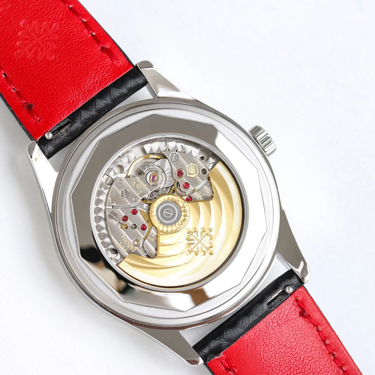 Calatrava-6007G-001-Red-Black-Dial-in-Steel-6.jpg