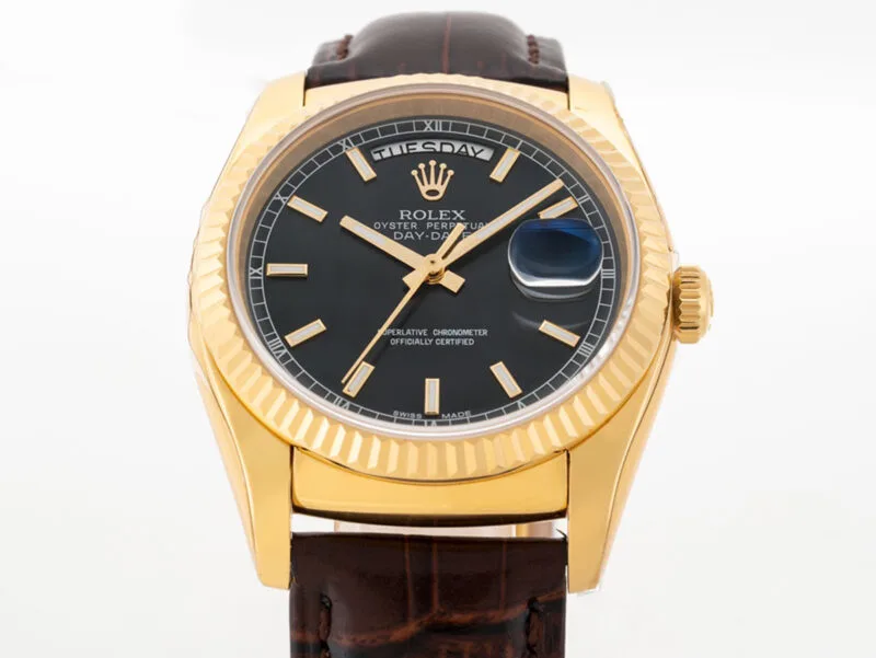 Day-Date-40-Black-Dial-in-Yellow-Gold-on-Leather-Strap-3-800×601-1.jpg