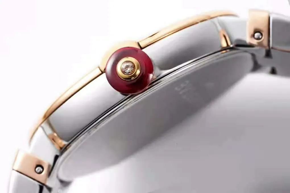Lvcea-Grey-Dial-in-Rose-GoldSteel-6_4caac97b-da90-4905-b3c2-8ec2374e8e13