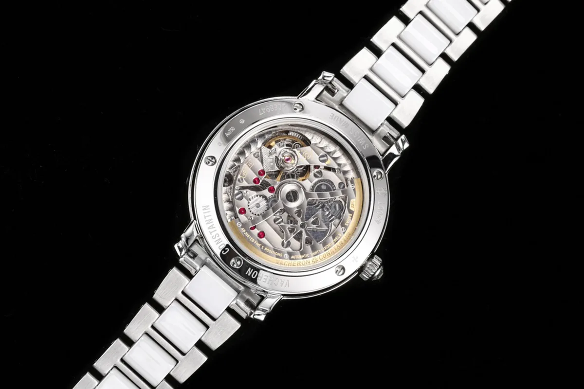 Traditionelle-Perpetual-Calendar-Ultra-Thin-4305T000G-B948-Blue-Dial-in-White-Gold-on-Bracelet-6.jpg