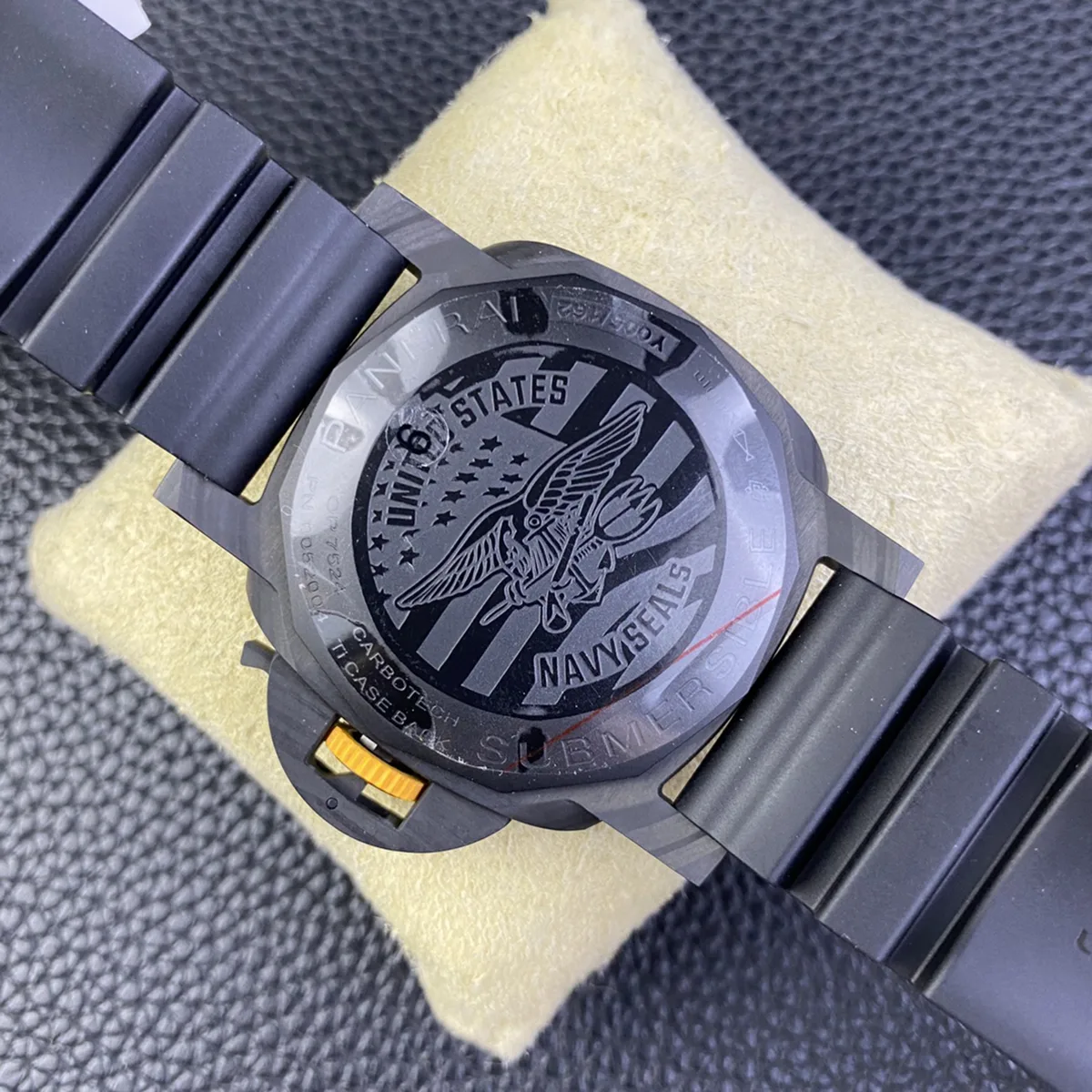 PAM1324-Submersible-GMT-Carbotech™-Navy-Seals-44mm-7