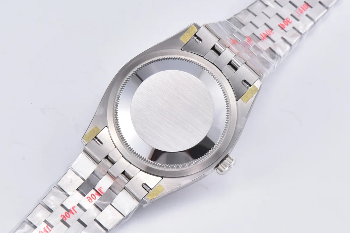 Datejust-36-126234-Silver-Dial-with-Stick-Marker-in-Steel-in-Jubilee-Bracelet-9