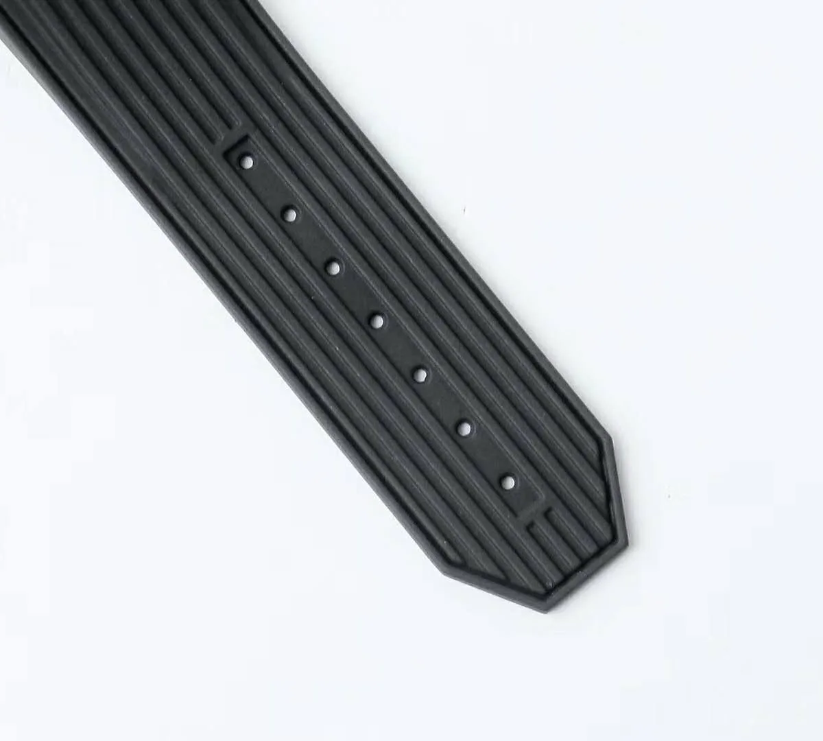 unico-titanium-ceramic-45-7_a80d2636-b742-4818-8bc6-8150b84248cf