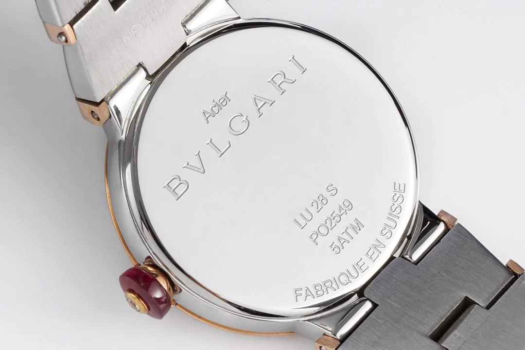 Lvcea-Silver-Dial-in-Rose-GoldSteel-with-Diamond-Bezel-8-1
