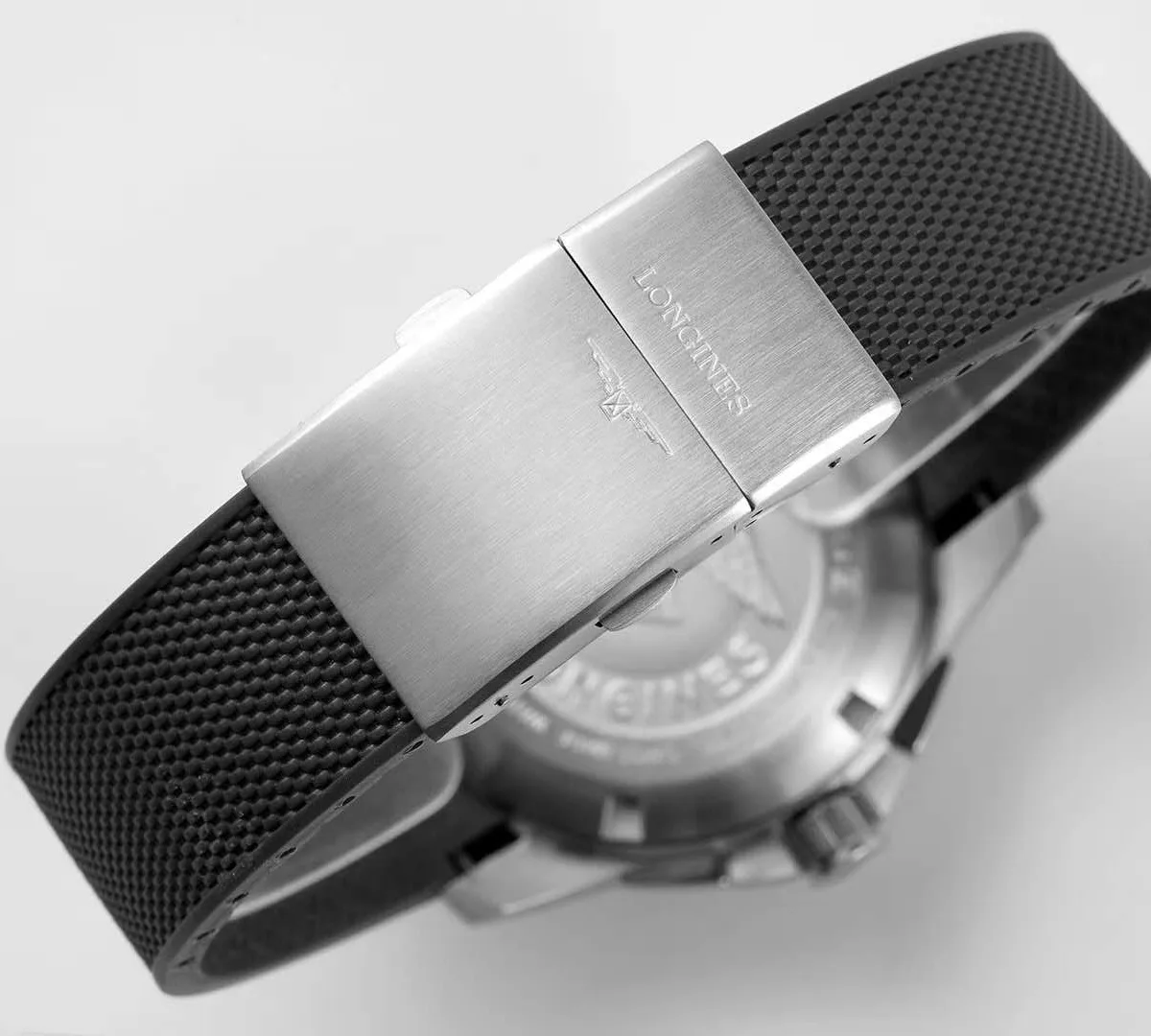 hydroconquest-black-8-1