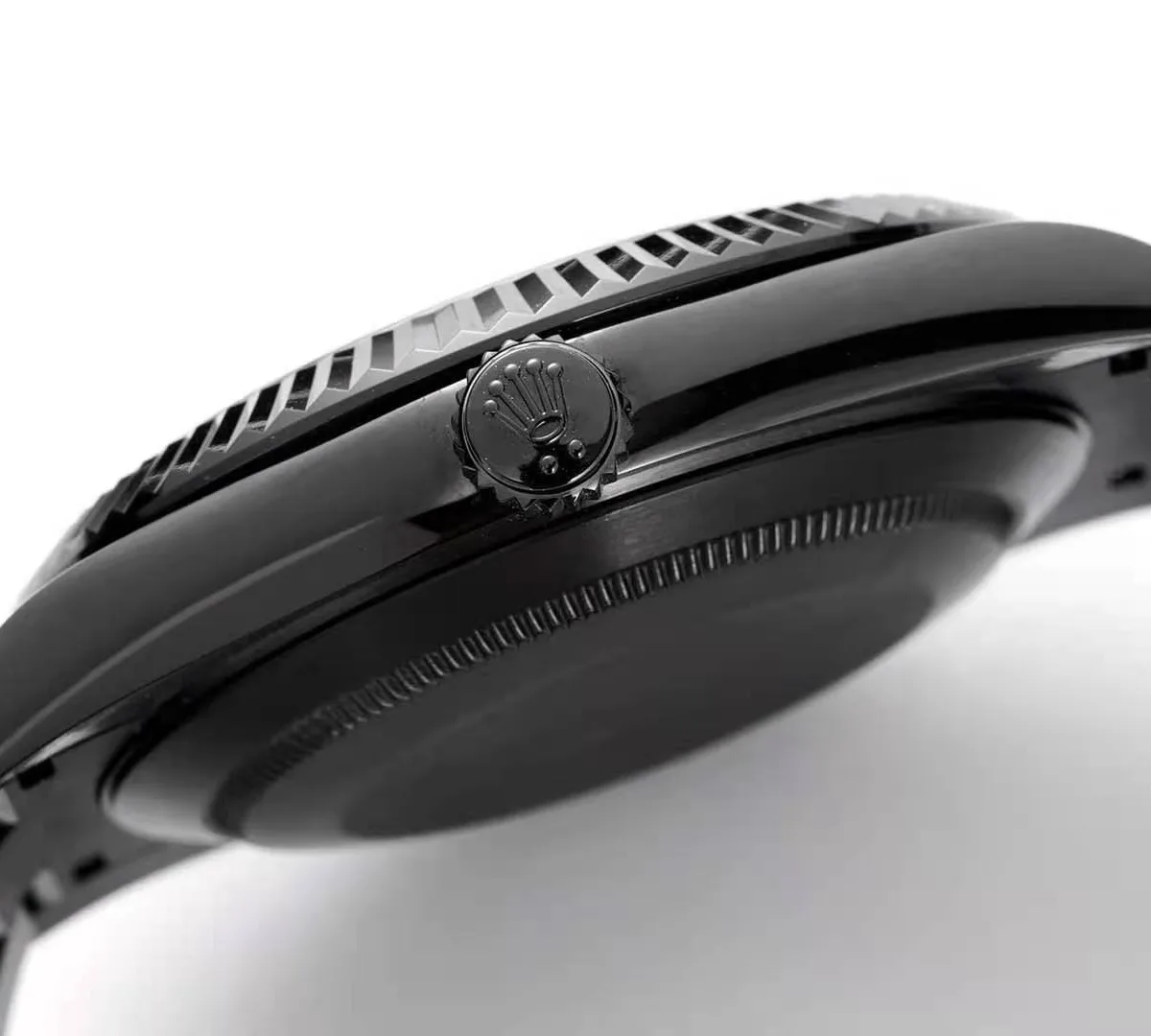 dj-41-roman-black-7_55312092-c590-4631-bbb8-ff4d3703304b