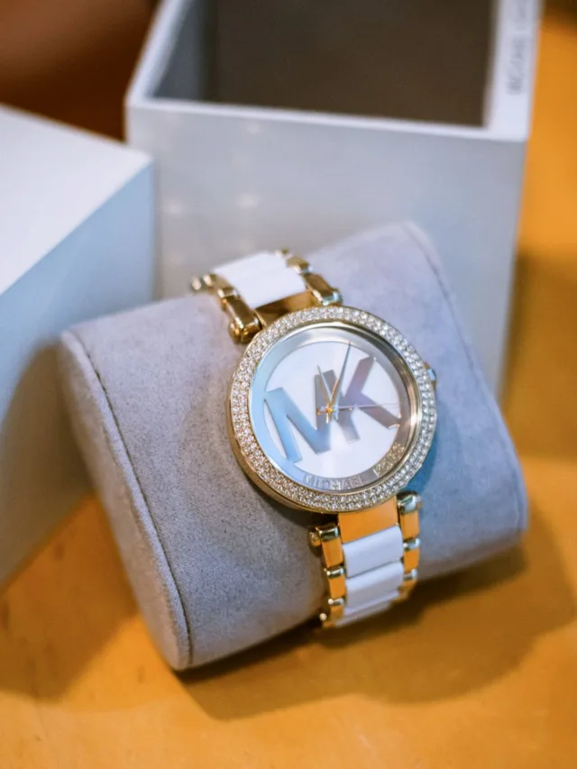 Stylish luxury watch with gold and white accents, perfect gift idea.